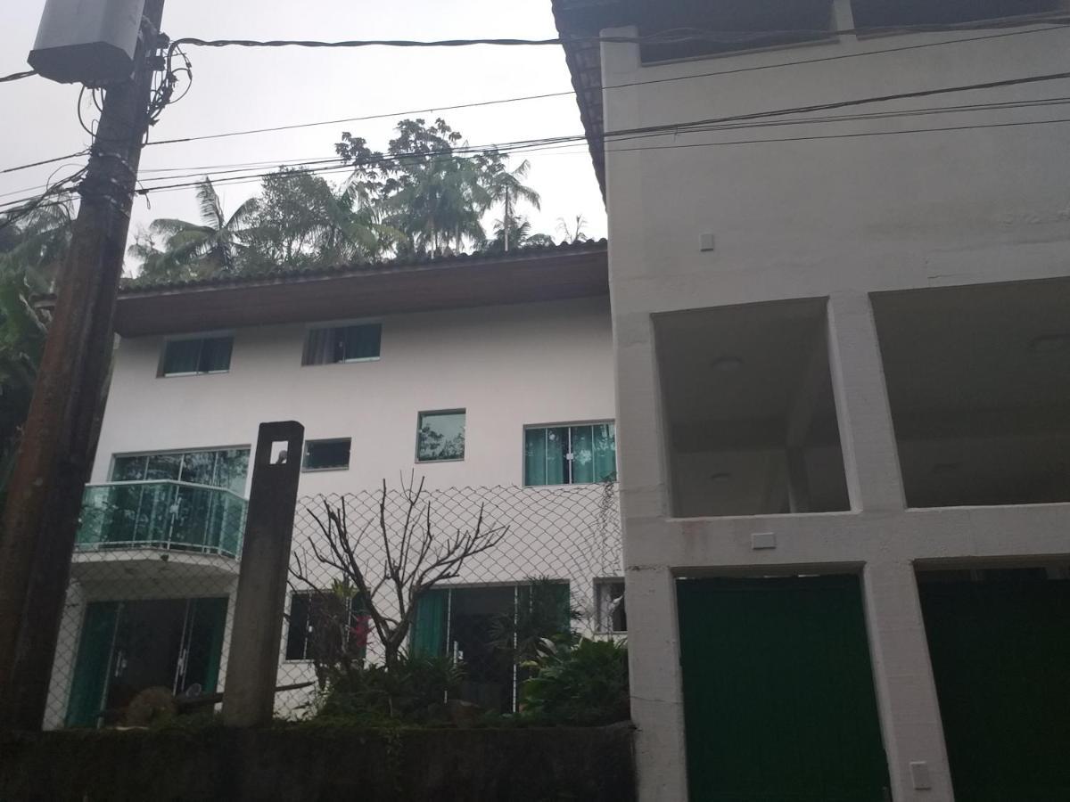 Casa Na Floresta Apartment เปเนโด ภายนอก รูปภาพ